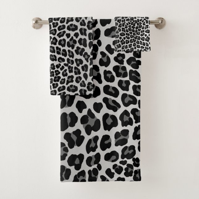 Snow Leopard Bath Towel Set (Insitu)