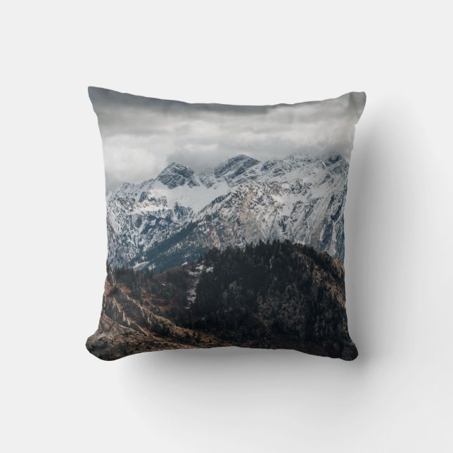 SNOW MOUNTAIN RANGE WALLPAPER THROW PILLOW (Front)