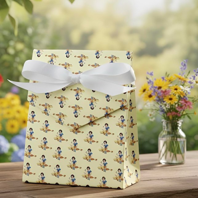 Snow White Favour Boxes (Creator Uploaded)