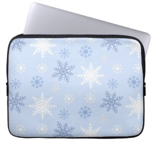 Snowflake pattern laptop sleeve