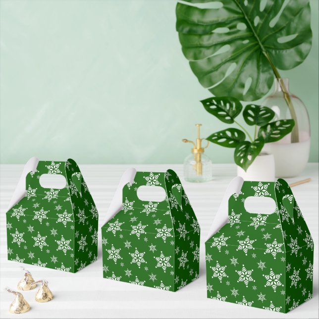 Snowflake Pattern, White Snowflakes, Snow, Green Favor Box (Multiple)