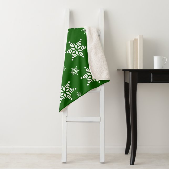 Snowflake Pattern, White Snowflakes, Snow, Green Sherpa Blanket (In Situ)