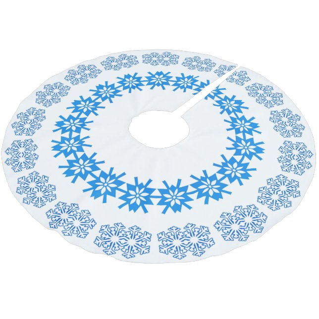 Snowflake Rings Brushed Polyester Tree Skirt (Angled)