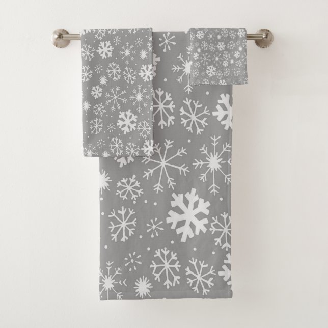 Snowflake Snowstorm In Silver Grey Bath Towel Set (Insitu)