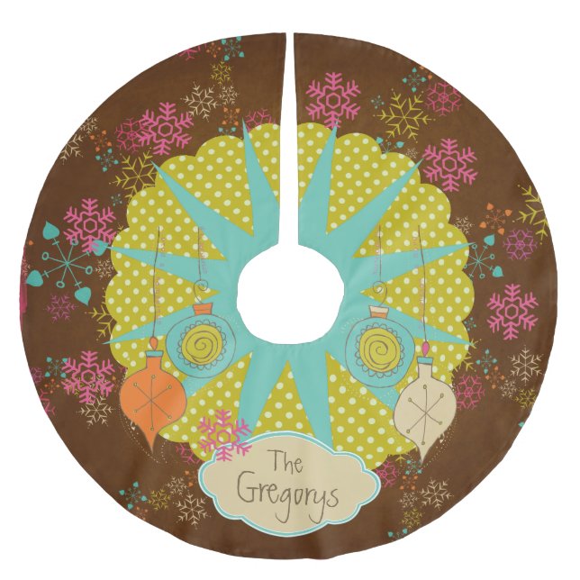 Snowflakes and Starburst Personalized Tree Skirt (Front)