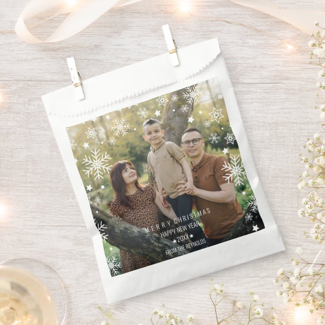 Snowflakes Arch-Shaped Frame Photo Overlay Holiday Favour Bag (Clipped)