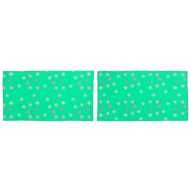 Snowflakes on Green King Size Pillowcases (1 Pair) (Front-Set)