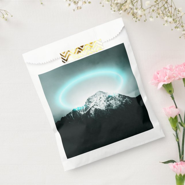 Snowy mountain mysterious blue neon light favour bag (Sealed)