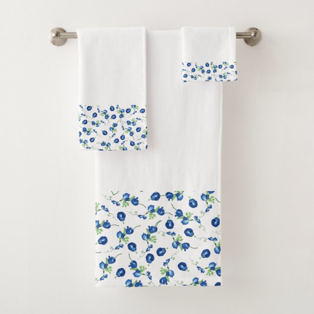 Soft Blue Flowers Pattern Bath Towel Set (Insitu)