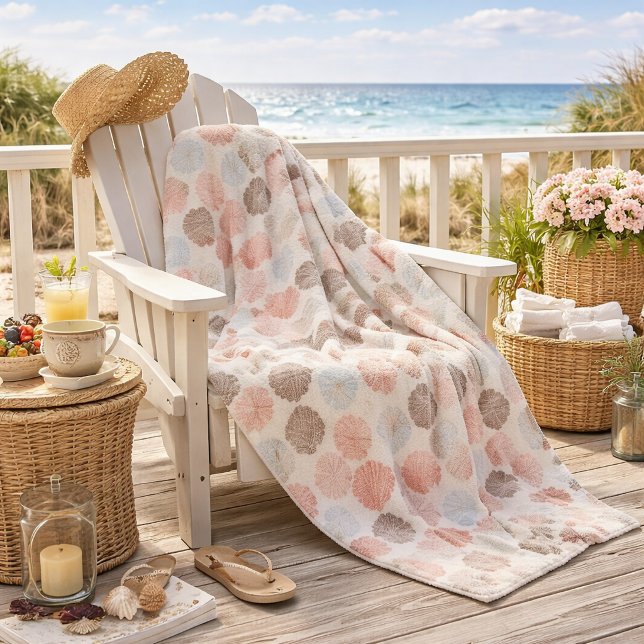 Soft Coastal Seashell Beach Pattern Fleece Blanket (Creator Uploaded)