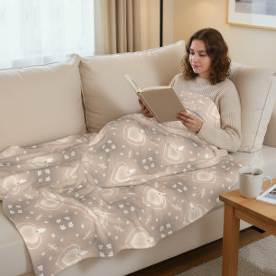 Soft Glow Heart Candle Pattern Fleece Blanket