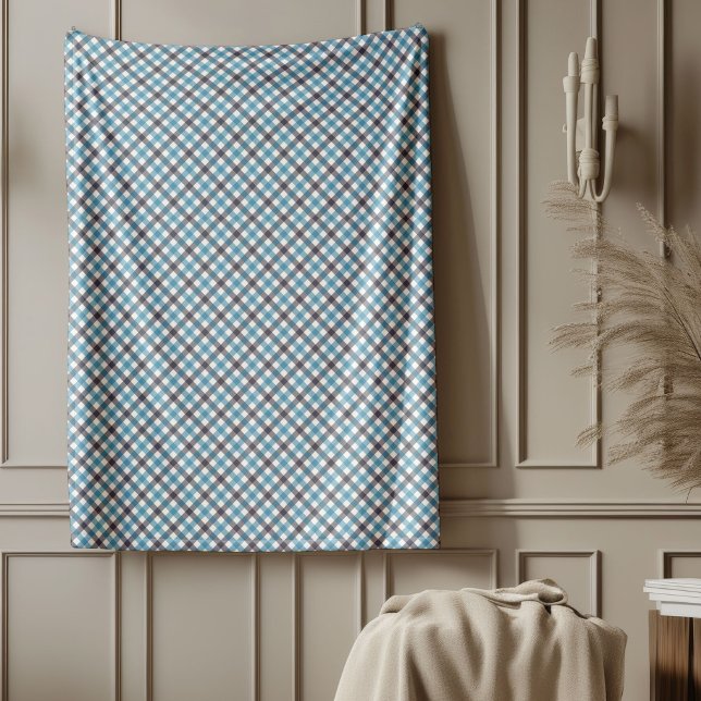 Soft Navy Plaid Throw for Stylish Interiors Fleece Blanket (Soft Navy Plaid Throw for Stylish Interiors Fleece Blanket)