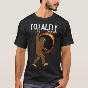 Solar Eclipse Bigfoot Rock Totality 04.08.2024 Men T-Shirt