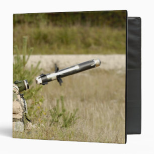 soldiers firing an FGM-148 Javelin Binder