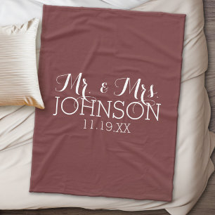 Solid Colour Marsala - Mr & Mrs Wedding Favours Fleece Blanket