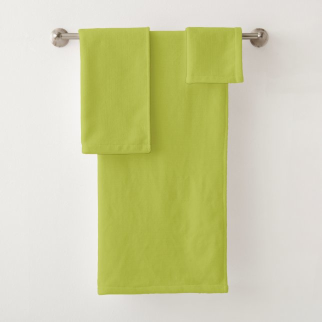 Solid colour plain lime green lemon grass bath towel set (Insitu)