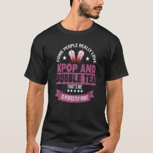 some people really love kpop and bubble tea Kpop m T-Shirt