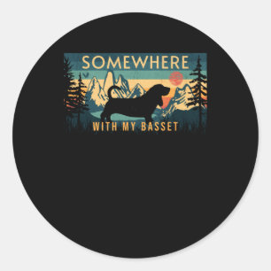 Somewhere With My Bet Hound Vintage Camping Gift S Classic Round Sticker