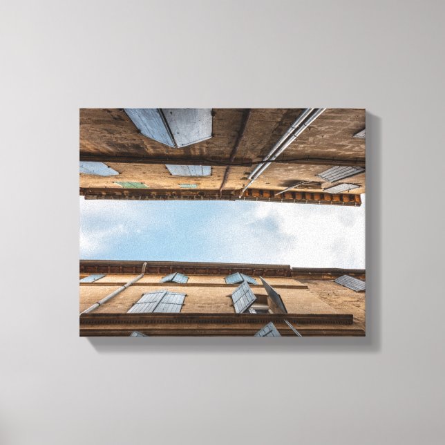 Sommieres France Travel Photo Canvas Print (Front)