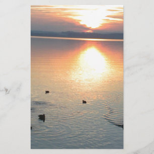 Sonnenuntergang am See mit Enten