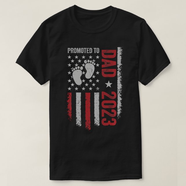 Soon to Be Dad New Dad Promoted to Daddy 2023 Long T-Shirt (Design Front)