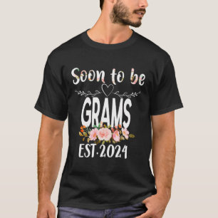Soon To Be Grams Est2024 Matching Family Pregnancy T-Shirt