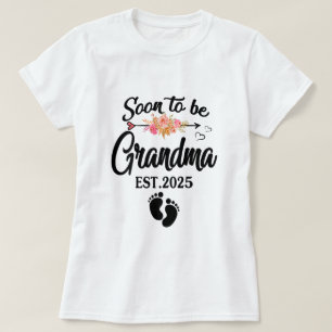 Soon to Be Grandma 2025 Promoted to Grandma 2025 T-Shirt