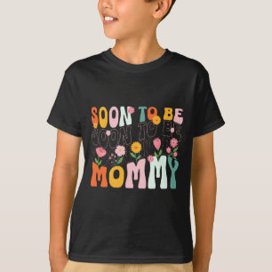 Soon To Be Mommy Est 2025 New Mom Pregnancy Announ T-Shirt