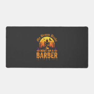 Sorcière de barbier d'Halloween Balai Cassé Maison