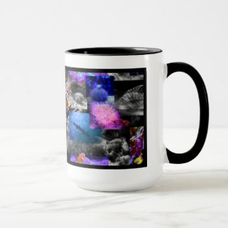 Sous la tasse chaude de boisson de mer
