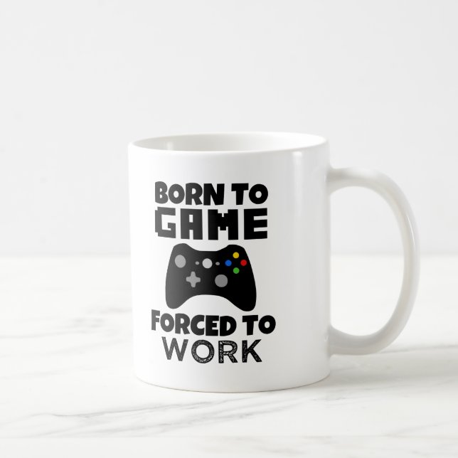 Soutenu au jeu forcé pour travailler la tasse du (Droite)
