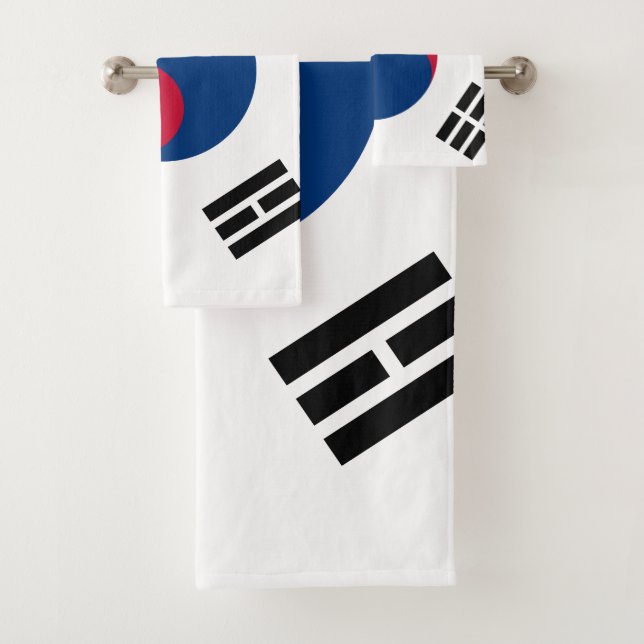 South Korea flag Bath Towel Set (Insitu)
