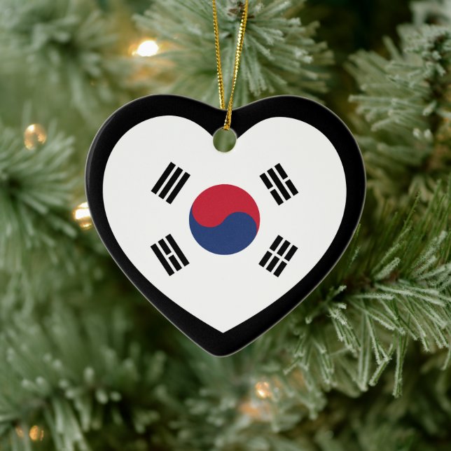 South Korea Flag Heart Ceramic Ornament (Tree)
