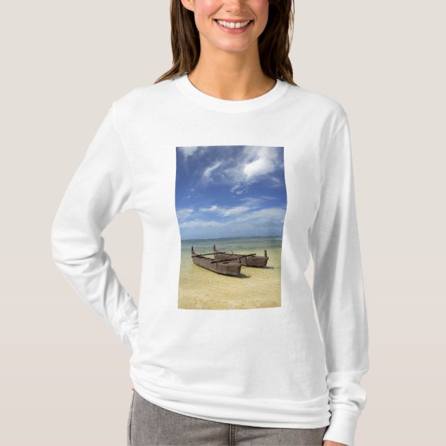 South Pacific, French Polynesia, Moorea. T-Shirt (Front)