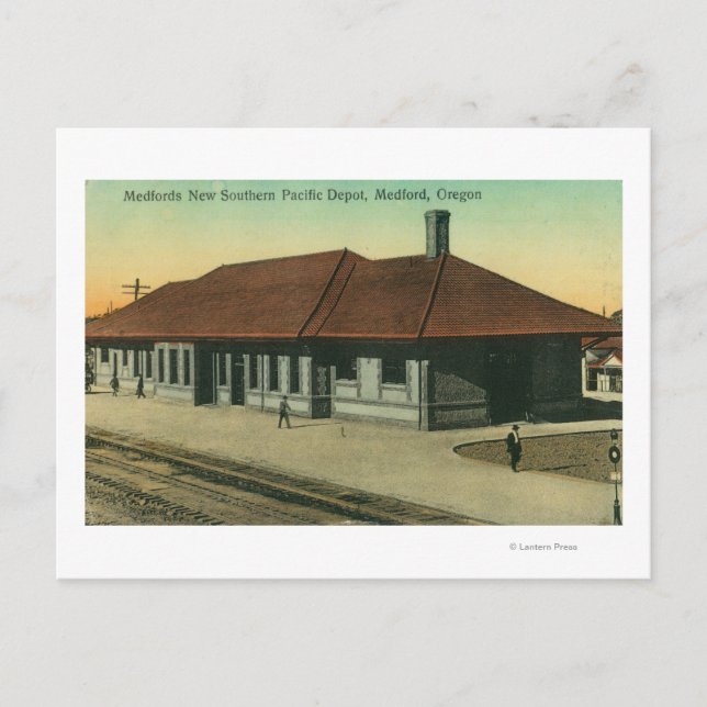 Southern Pacific Railroad Depot in Medford, OR Postcard (Front)