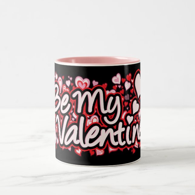 "Soyez tasse noire rose rouge de coeurs des textes (Centre)