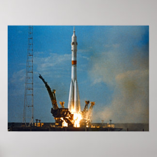 Soyuz Launch (Apollo-Soyuz Test Project) Poster