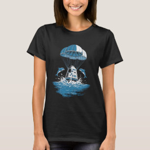 Space Return Capsule Pod Dolphin Splash Unique Des T-Shirt