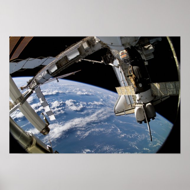 Space Shuttle Atlantis and a Soyuz spacecraft Poster (Front)