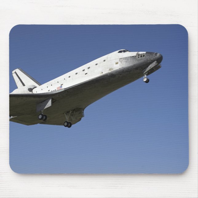 Space shuttle Atlantis approaching Runway 33 2 Mouse Pad (Front)
