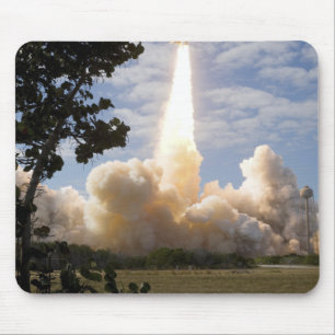 Space Shuttle Atlantis lifts off 19 Mouse Pad