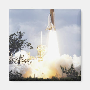 Space Shuttle Atlantis lifts off 4 Magnet