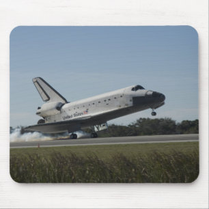 Space shuttle Atlantis touches down 2 Mouse Pad