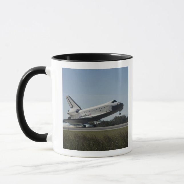 Space shuttle Atlantis touches down 2 Mug (Left)
