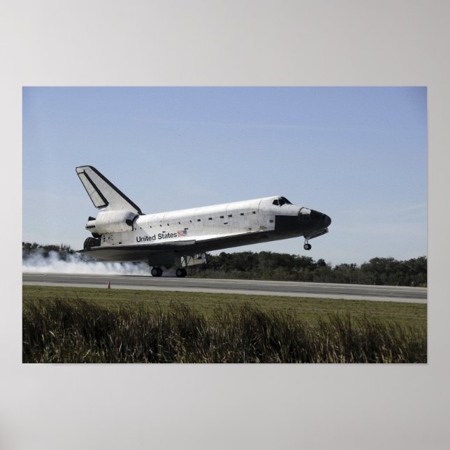 Space shuttle Atlantis touches down 3 Poster (Front)