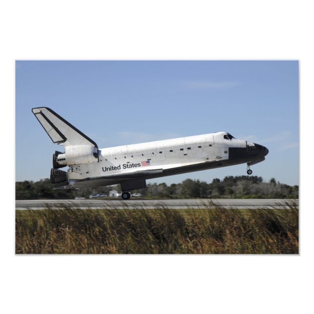 Space shuttle Atlantis touches down Photo Print (Front)