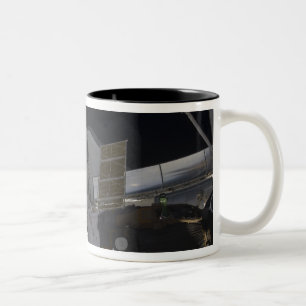 Space Shuttle Discovery 10 Two-Tone Coffee Mug