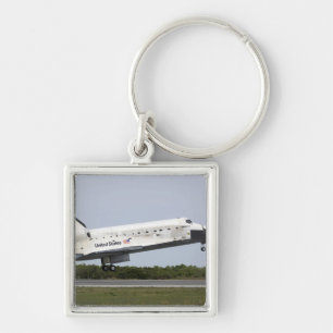 Space Shuttle Discovery approaches landing 4 Keychain