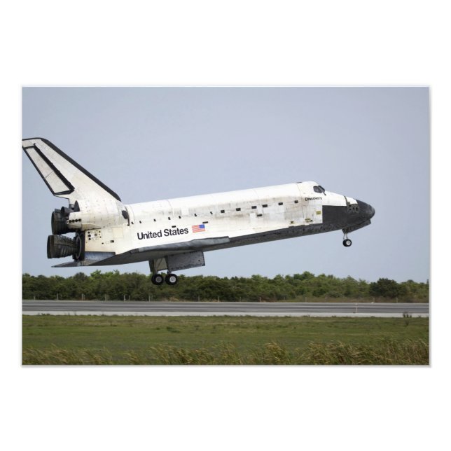 Space Shuttle Discovery approaches landing 4 Photo Print (Front)