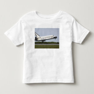 Space Shuttle Discovery approaches landing 4 Toddler T-shirt